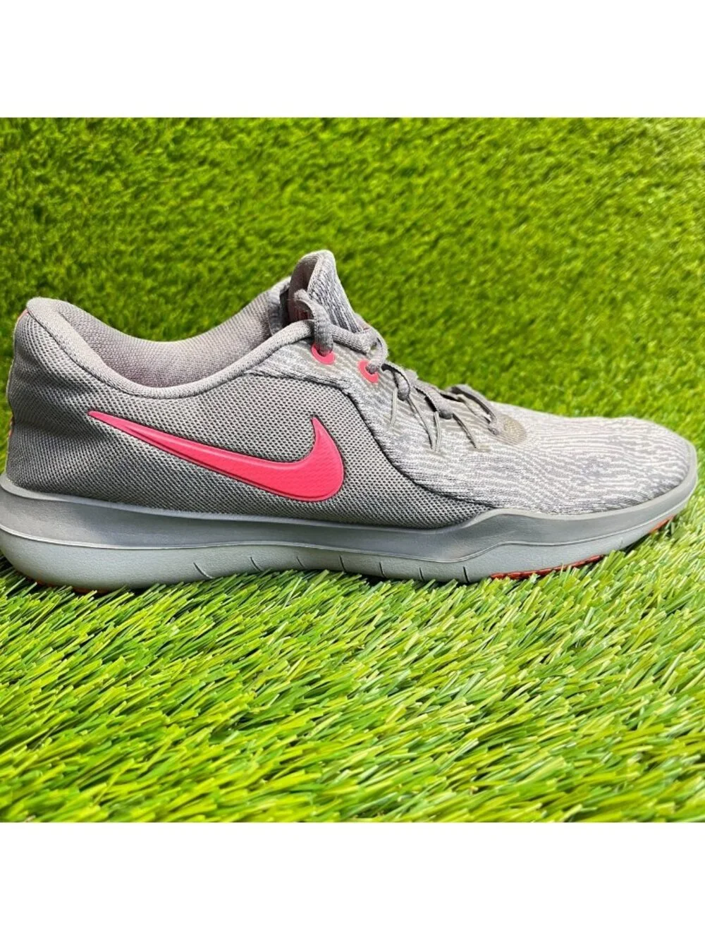 Nike Flex Supreme TR 6 Womens Size 7.5 Gray Pink Athletic Running Shoes Sneakers